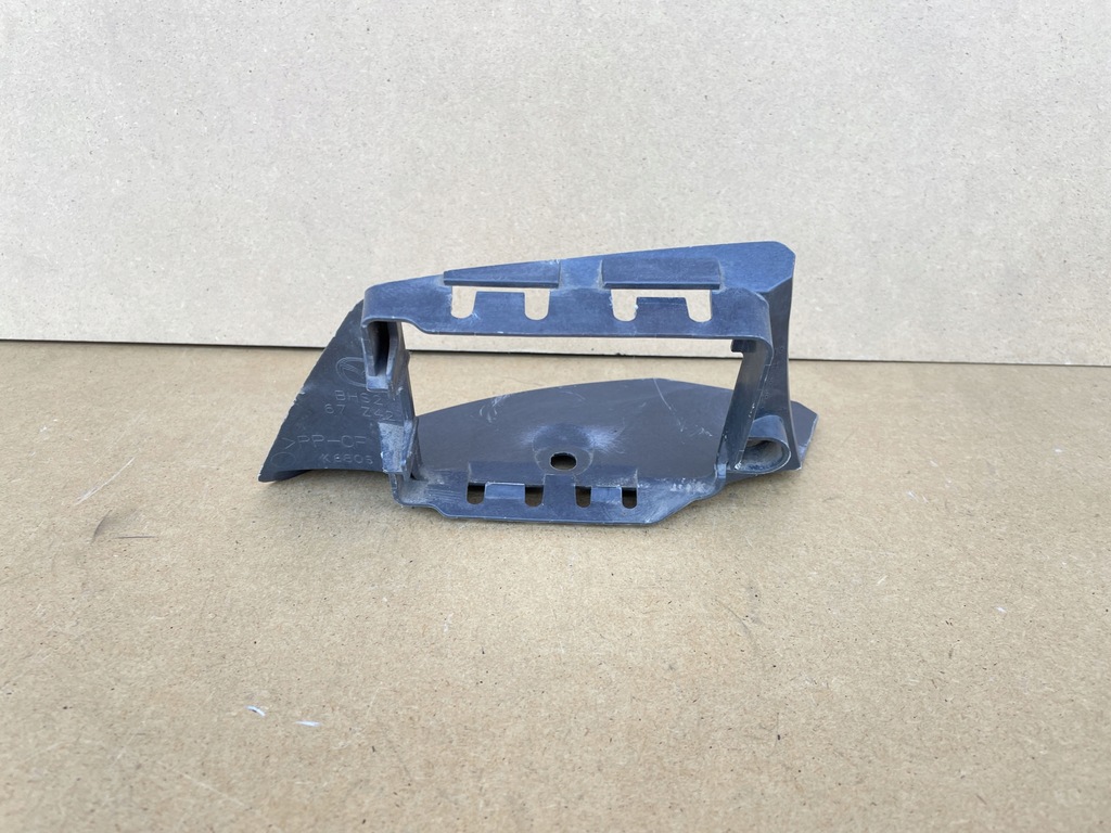 фото №3, Корпус радара правий задня mazda 3 bm 13-