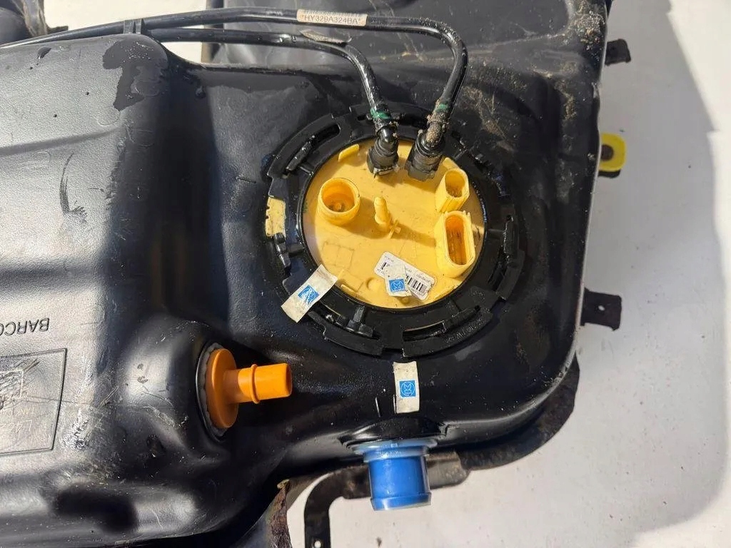 Бак топлива land rover discovery v l462 hy329k007dk 2.0l дизель 177kw Доставка