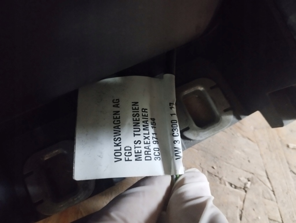 фото №8, Туннель средний vw passat b7 | 3c0864207| 3c0863319