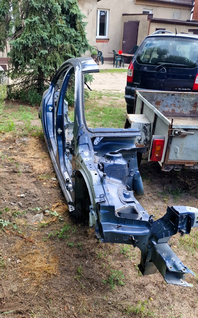 фото №6, Próg/słupek/ćwiartka/ bok правий opel insignia a hb z22a