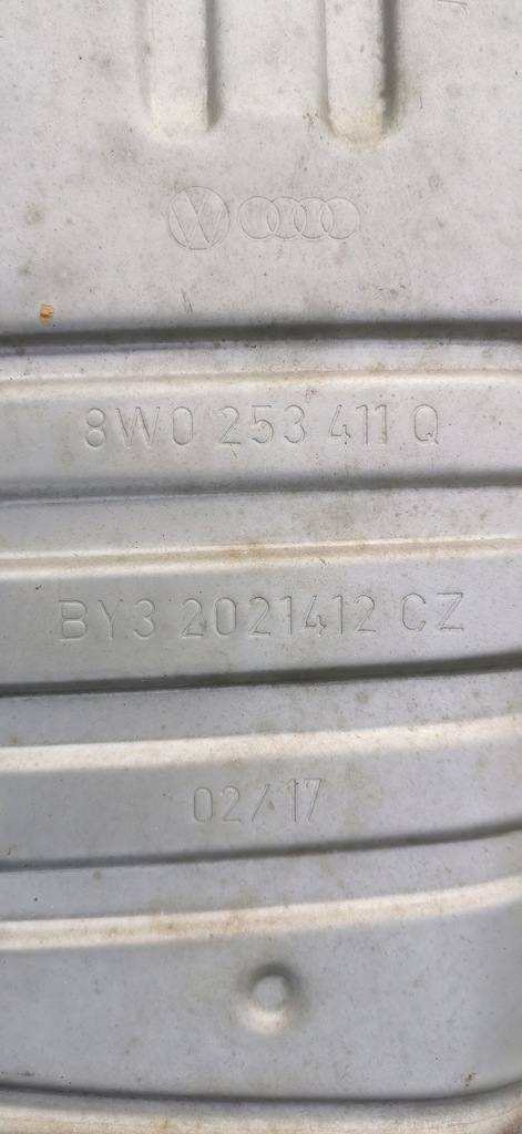 фото №10, Audi a4 b9 выхлоп гаситель kat 8w0253411q 8w0253611d 4g0131703ae kombi avant