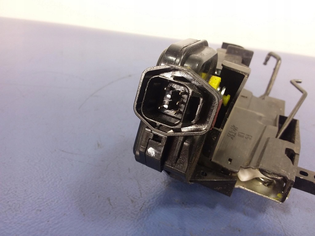 фото №4, Hyundai matrix замок дверь перед левый 5 pin