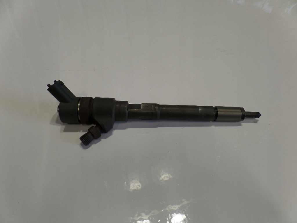 фото №1, Kia carens iii 2.0 crdi форсунка 0445110258