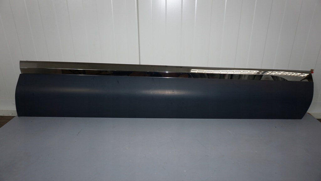 фото №1, Vw touareg молдинг двері правий перед 7p6854940m