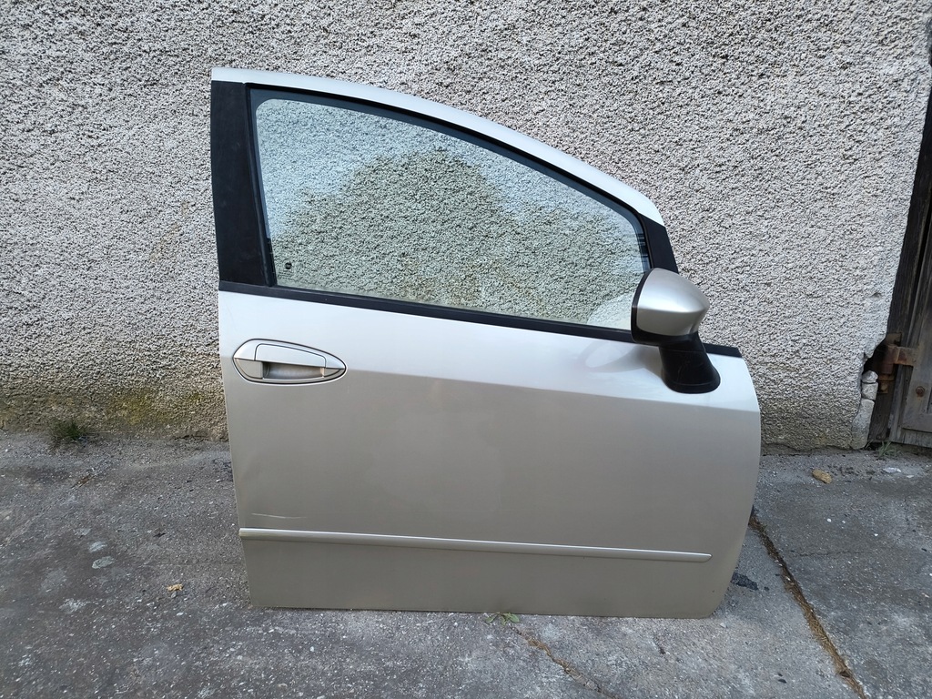 фото №1, Fiat linea двері правий перед 261a