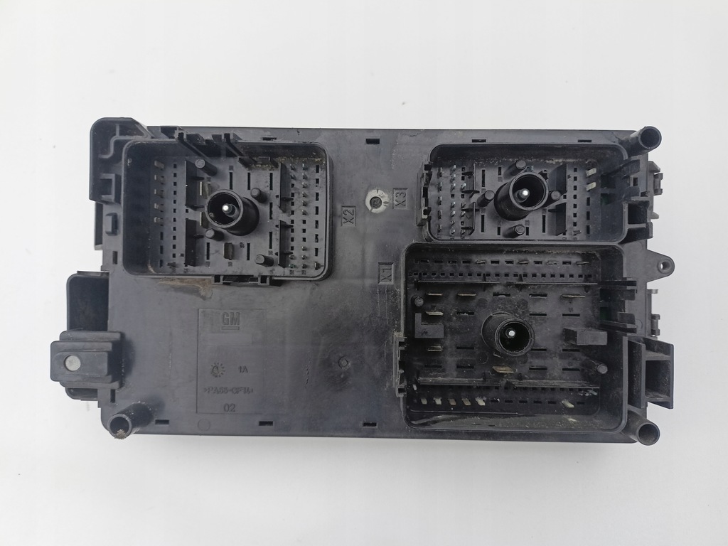 фото №5, Camaro v 2010+ 10-15 3.6 коробка предохранителей