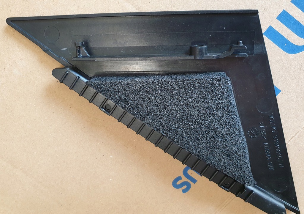 фото №9, Заглушка треугольник зеркало правый перед volvo xc40