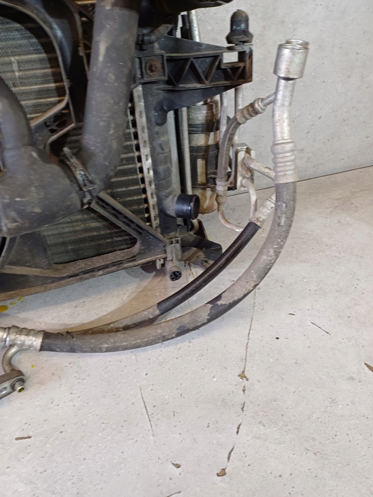 Вентилятор комплект радиатор opel meriva a 1.4 1.6 бензин nr. 13105999 в Украине