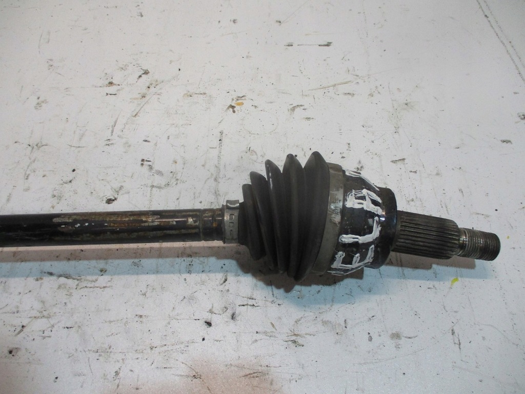 фото №2, Привідний вал ліва range rover velar 2,0d привідний вал