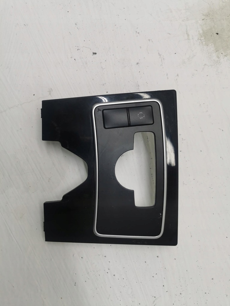 фото №1, Рамка средняя приборная панель mercedes-benz e w212 a2126803007 2.2l дизель 125kw