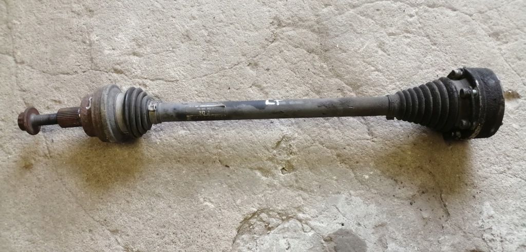 фото №1, Volkswagen оригинальный номер 1k0501203d приводной вал