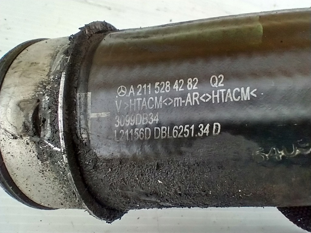 фото №7, Mercedes e-klasa w211 2.2 cdi шланг інтеркулер труба wąż a2115284282