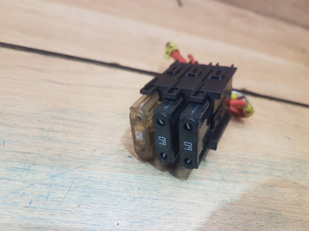 Купить Коробка предохранителей mercedes w168 1.7 cdi