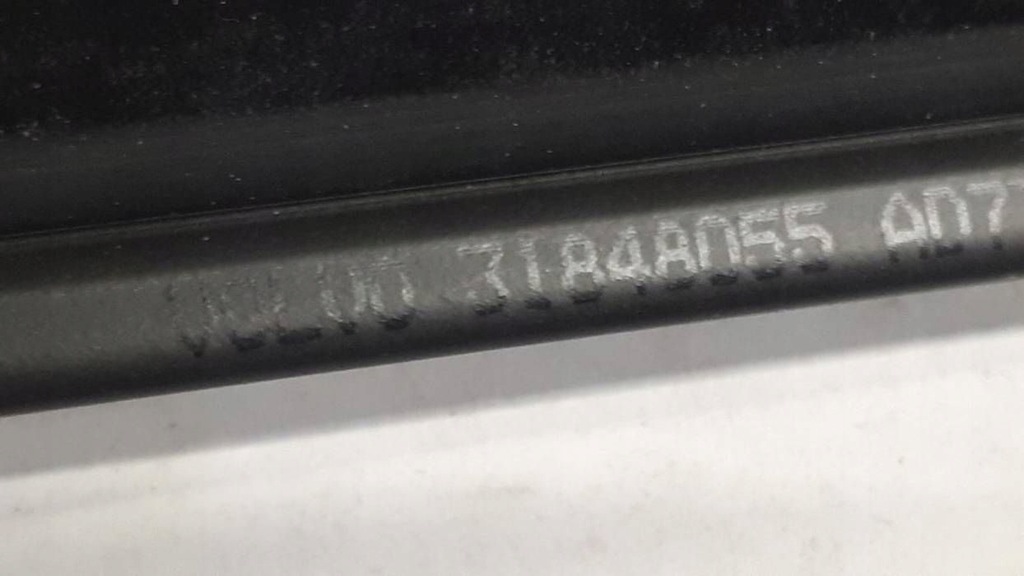 фото №8, Volvo s-90 v-90 2016-2024 молдинг ущільнювач права перед 31848055