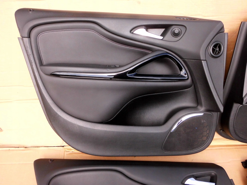 фото №5, Opel zafira c tourer оббивка обшивки двері шкіра europa