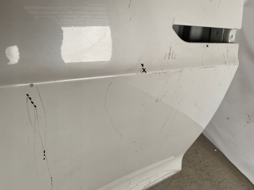 Tesla x дверь правое задние poznań giełda с Разборки