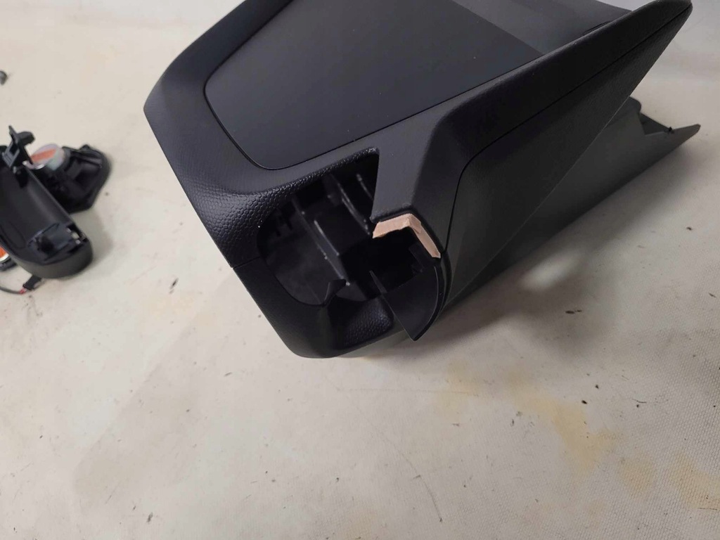 фото №6, Захист корпус керма колонки bmw i3 9285064