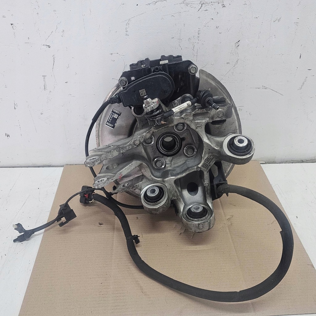 фото №8, Поворотный кулак ступица правая задняя tesla model x plaid 2022r 1420416-00-h