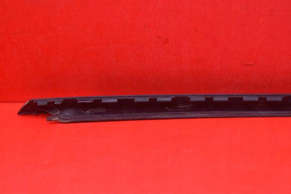 Накладка скло лобове чорна 96563474xc citroen c4 1 1 04-08 Ціна