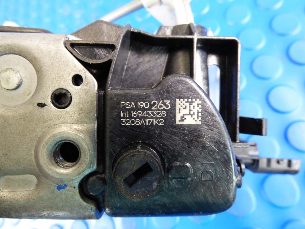 фото №7, Замок дверь правый левый задняя 6pin peugeot 301