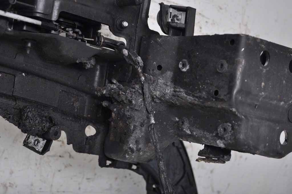 фото №14, Land rover discovery l550 pas передній підсилювач