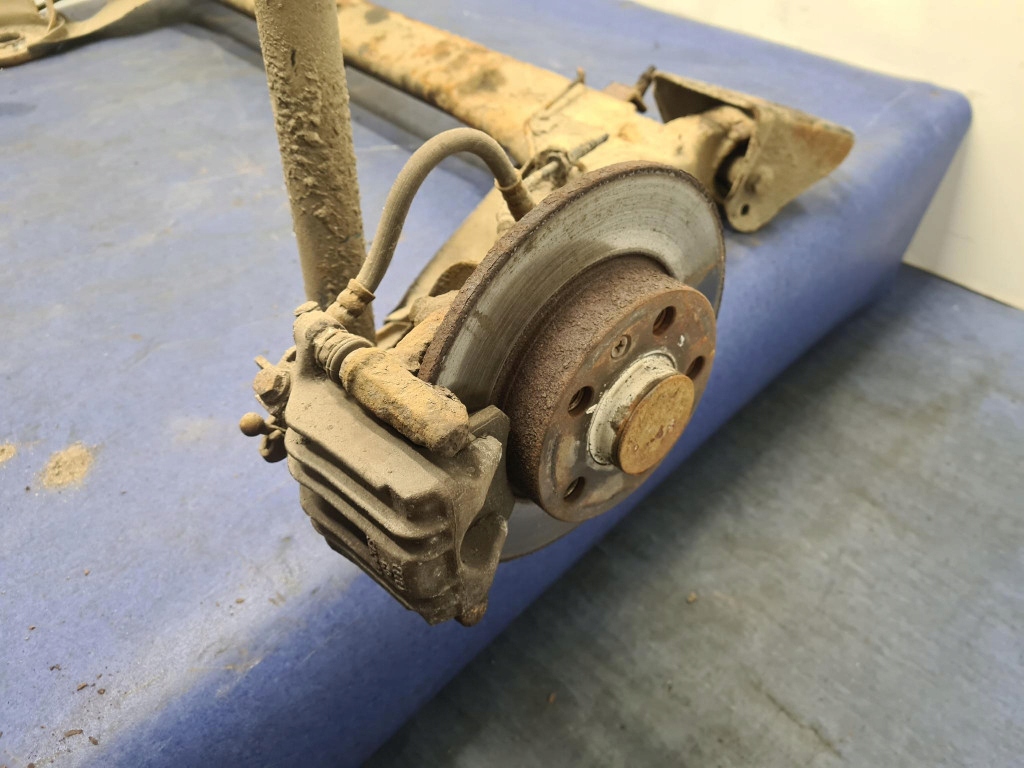 Volkswagen golf iv балка підвіска задній Ціна