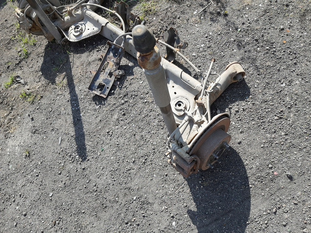 фото №3, Nissan leaf ii 2 oś балка подвеска задняя