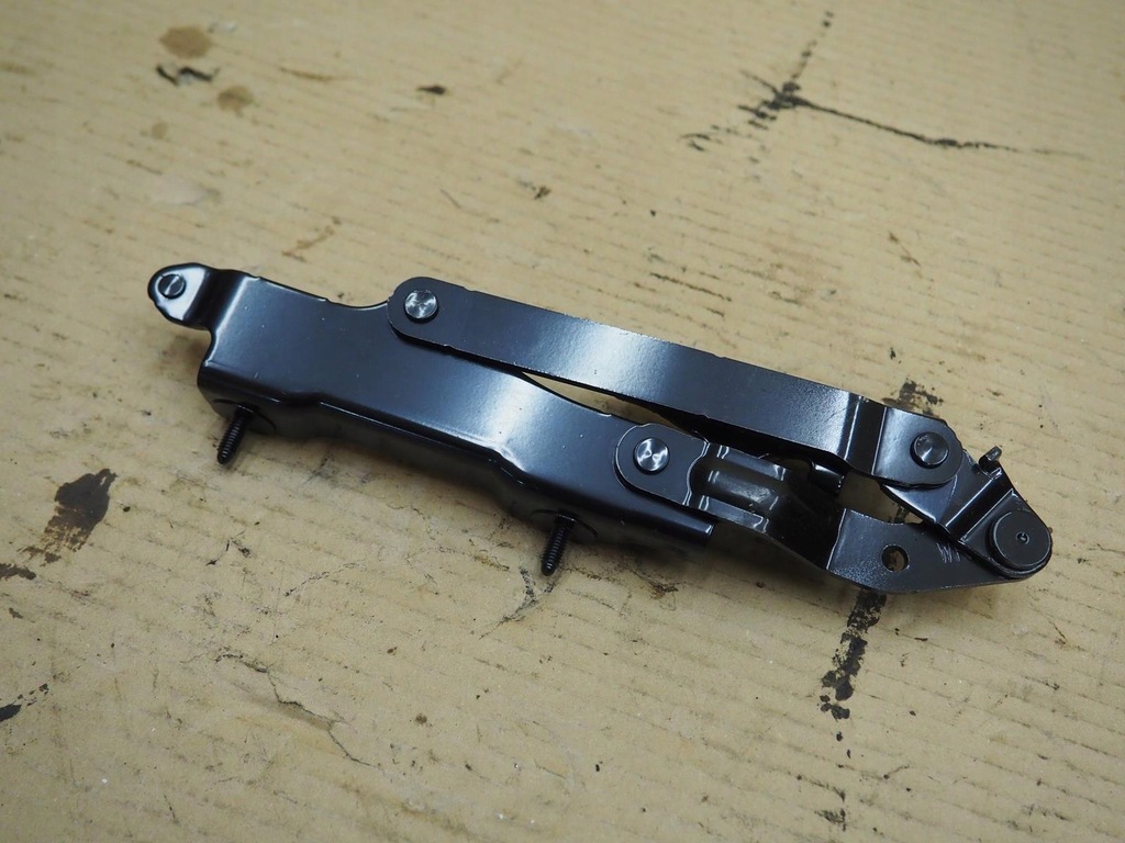 фото №13, Петля кришки mazda mx5 nd правий