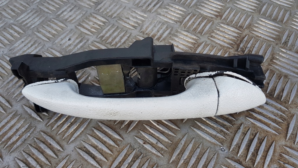 фото №2, Mercedes w203 ручка права перед