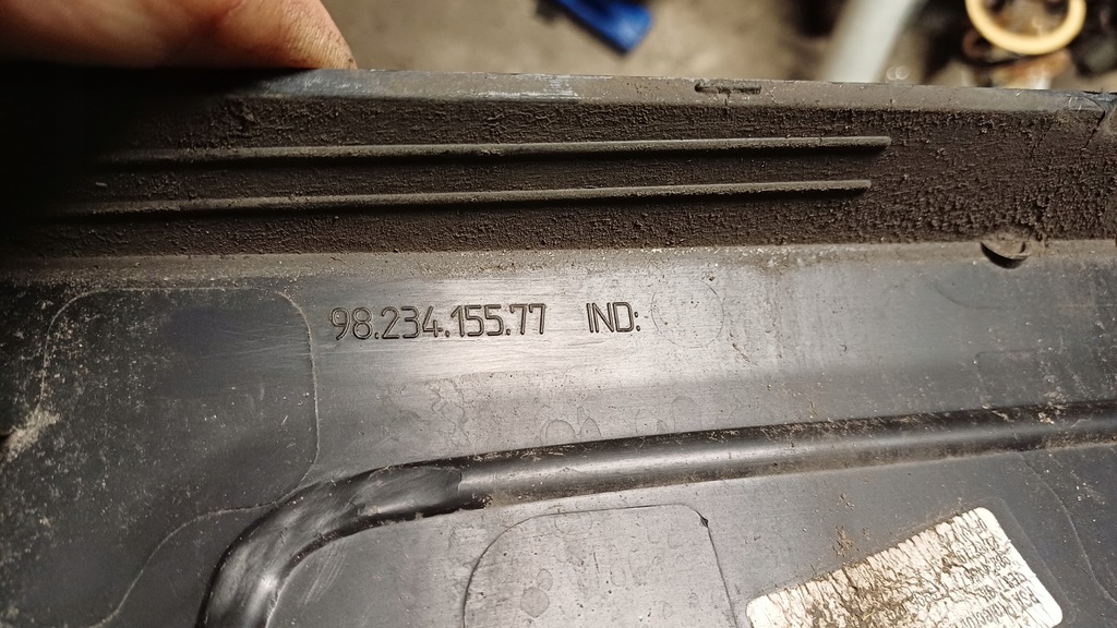 фото №8, Citroen c4 cactus lift молдинг дверь правая передняя 9823415577