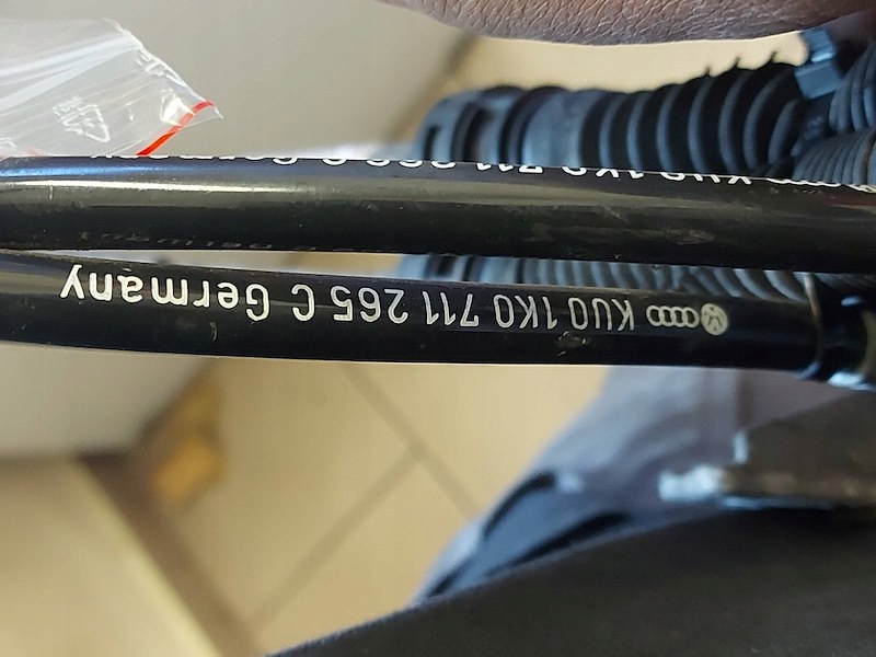 Кулиса  кассета тросы переключения передач 1k0711049aj audi a3 8p1 vw 1.9 tdi Цена