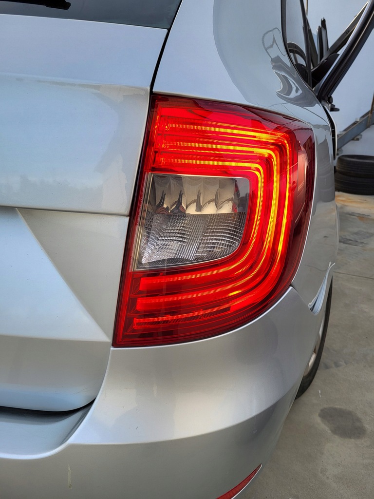 фото №12, Skoda superb ii lift 14r лампа задня права kombi led 3t9945096a