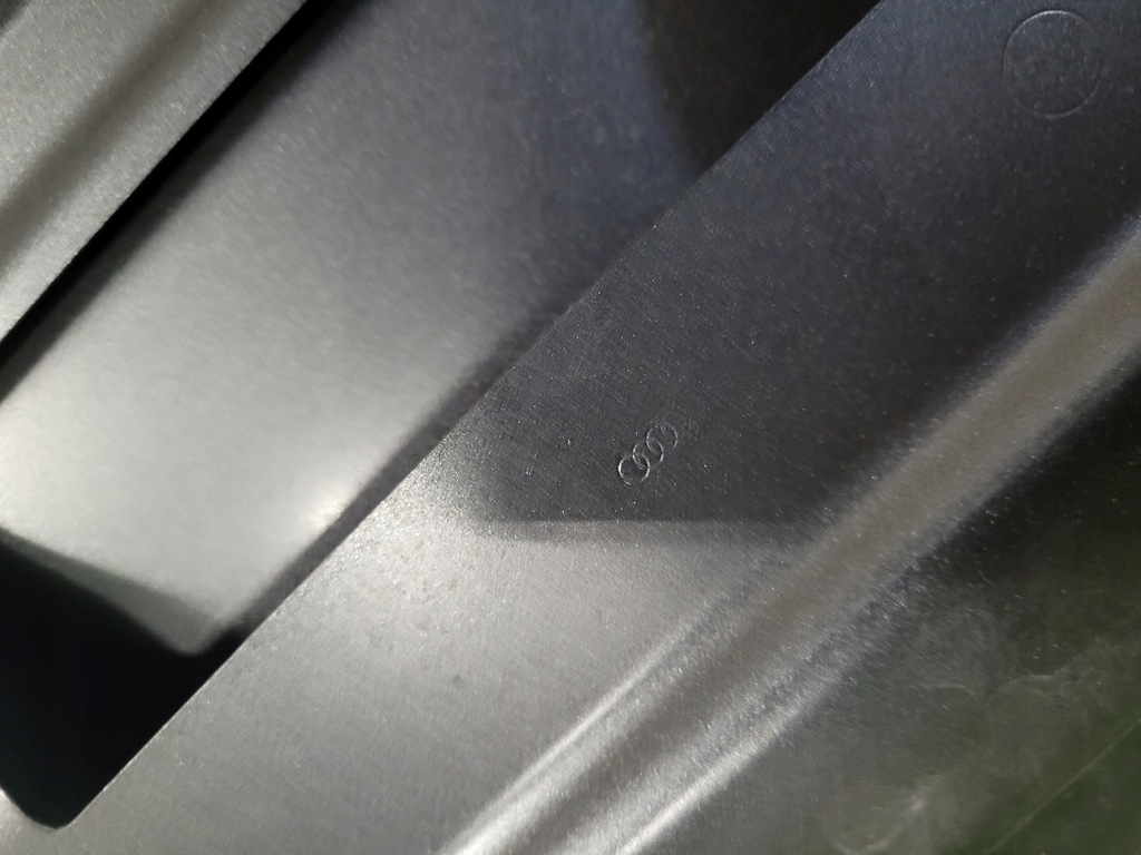 фото №9, Audi q5 i 1 8r 8r0 lift капот крышка двигателя оригинал