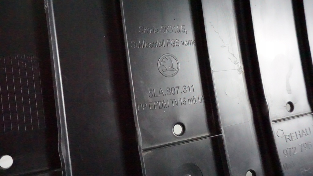 фото №9, Skoda enyaq rapid 20- защита спойлер бампера 5la807611