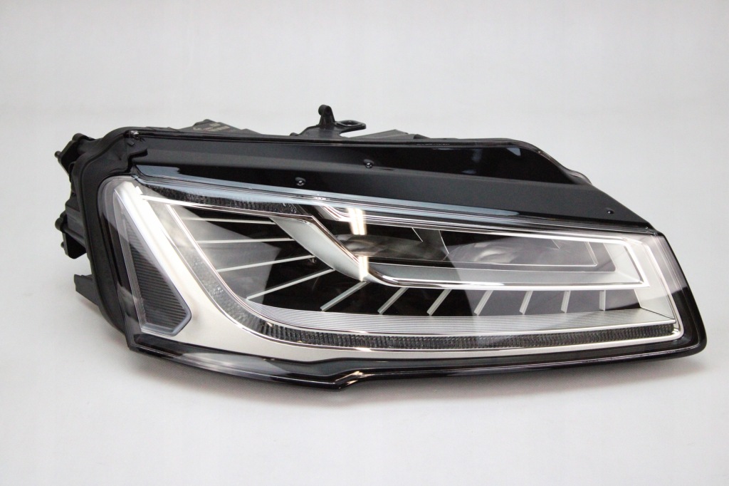 фото №1, Nowa org лампа full led правый перед audi a8 d4 4h0941774b