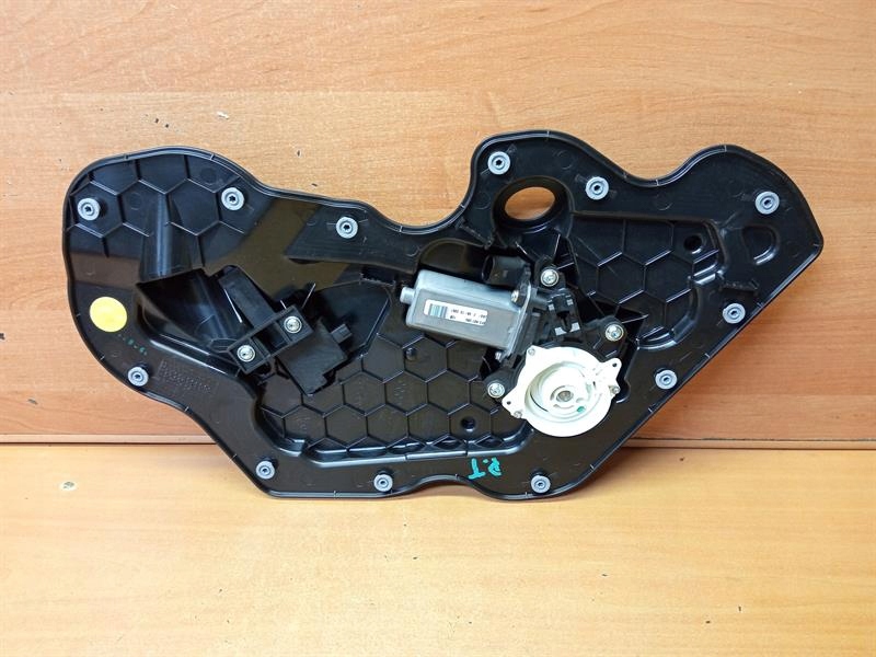 фото №1, Доводчик двері правий задня audi a8 s8 d4 4f0837060