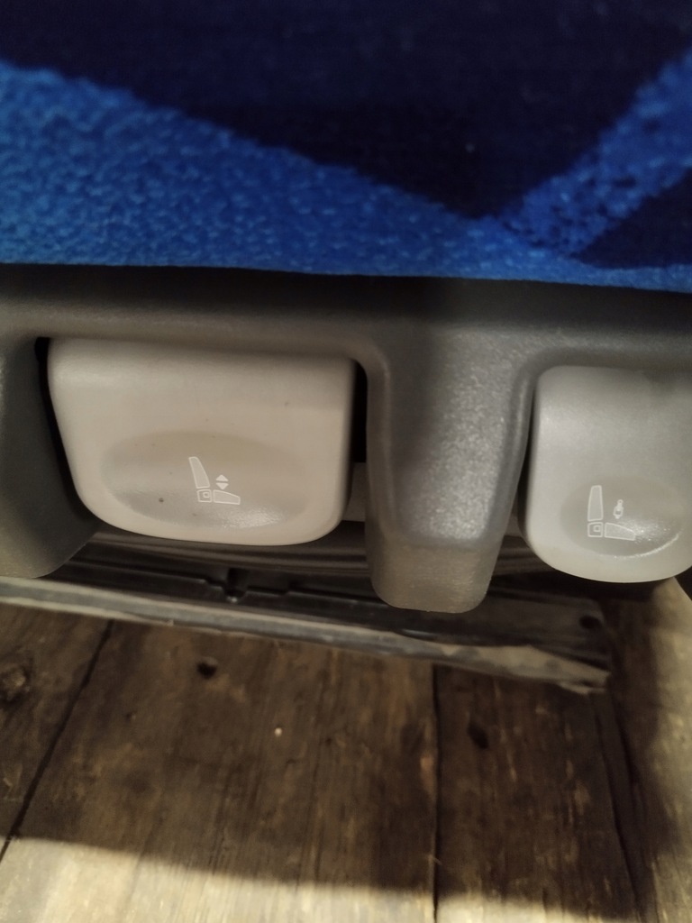 фото №8, Сиденье водителя поворотный isri 6860/875 nts