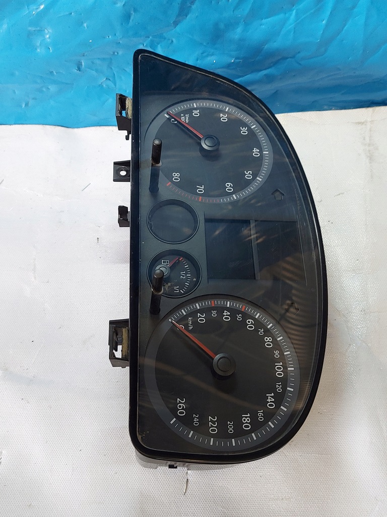 фото №9, Счетчик приборная панель vw caddy iii 1.6 b 2k0920841b