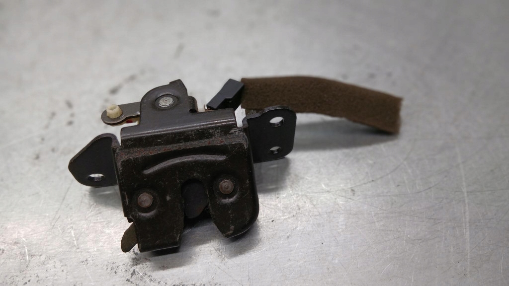 фото №1, Замок кришки hyundai accent 04r