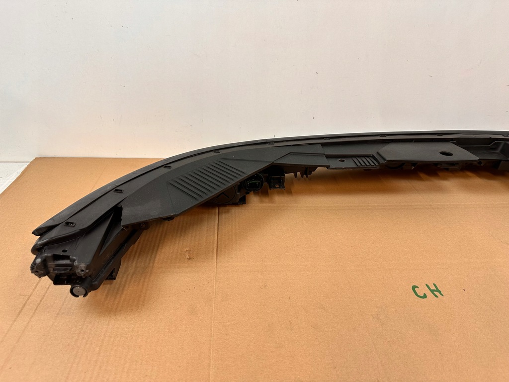 фото №11, Hyundai kona ii 2 23- led лампа верхній