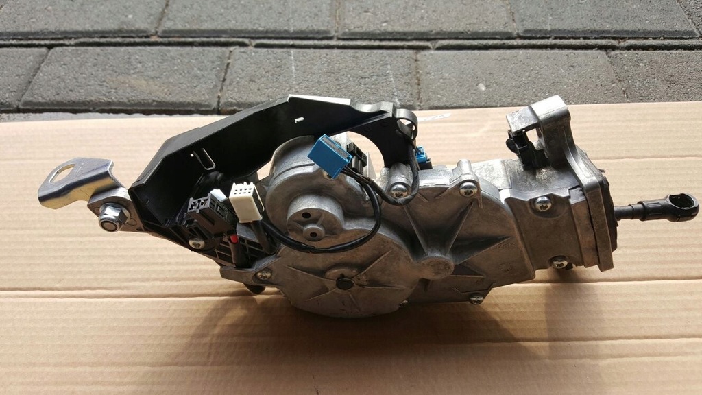 фото №1, Механизм крышки mercedes glk w204 w212