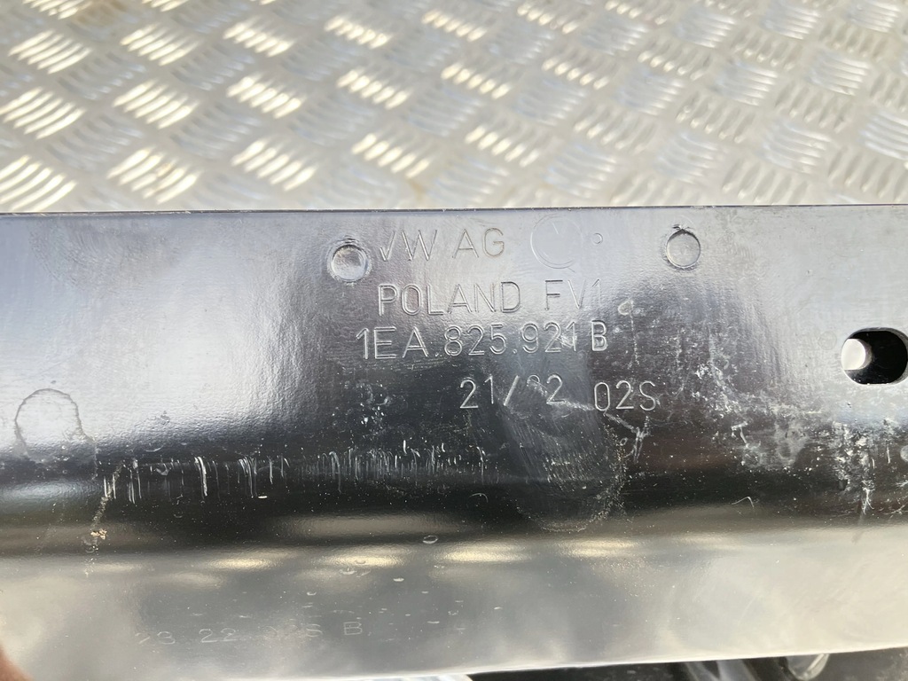 фото №1, Кронштейн кронштейн vw id.3