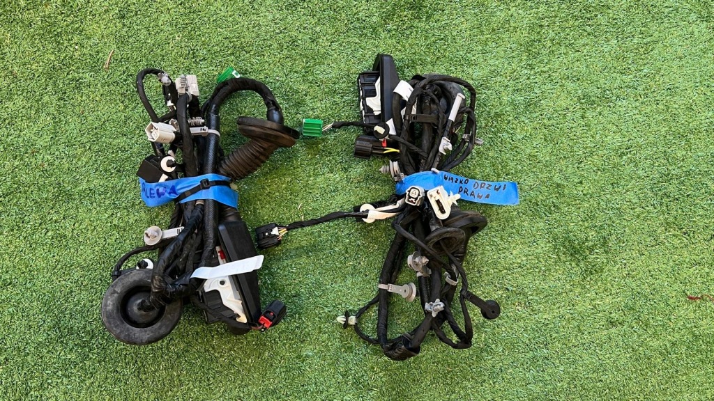 фото №1, Camaro vi 16- джгут двері ліва права cabrio coupe