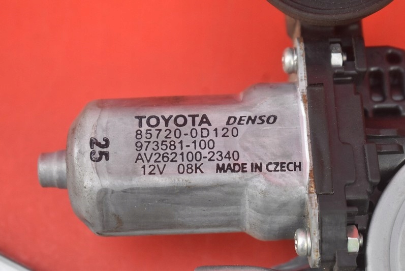 фото №5, Подъемник стекло правый задняя eu 85720-0d120 toyota corolla e15 sedan 06-13