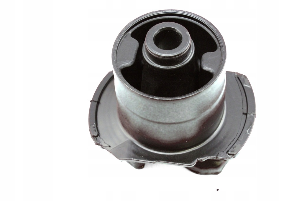 фото №1, Втулка балка задний toyota avensis verso 03-