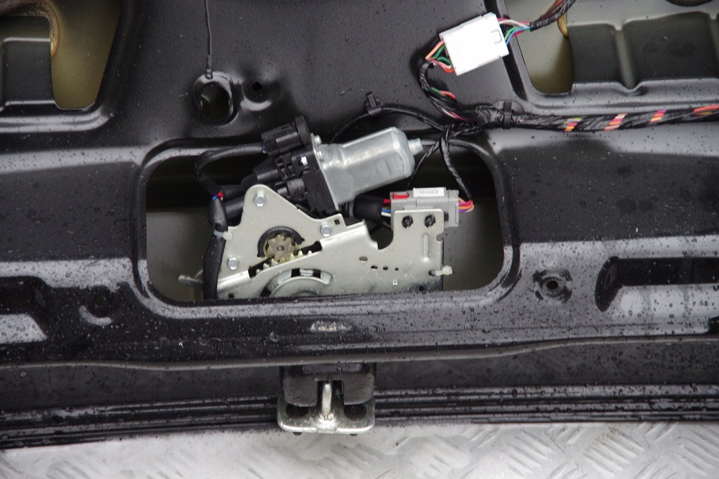 фото №8, Кришка багажника багажника jeep grand cherokee wk2 2013-