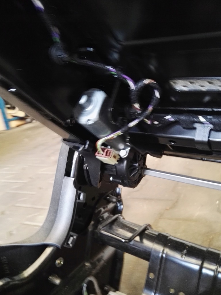 фото №5, Каркас заднее сиденье сиденье задняя 2 ряд discovery v