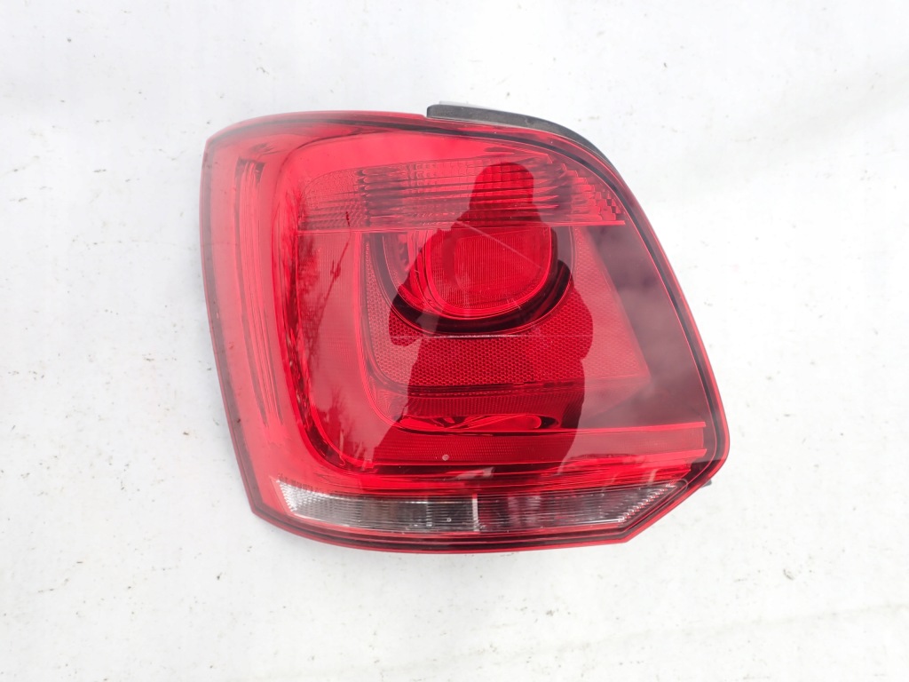 фото №1, Vw polo v 6c 09- лампа ліва задня задня