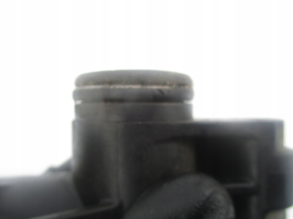 фото №3, Патрубок магистраль электроклапан труба wody ford focus volvo 1.6 ecoboost