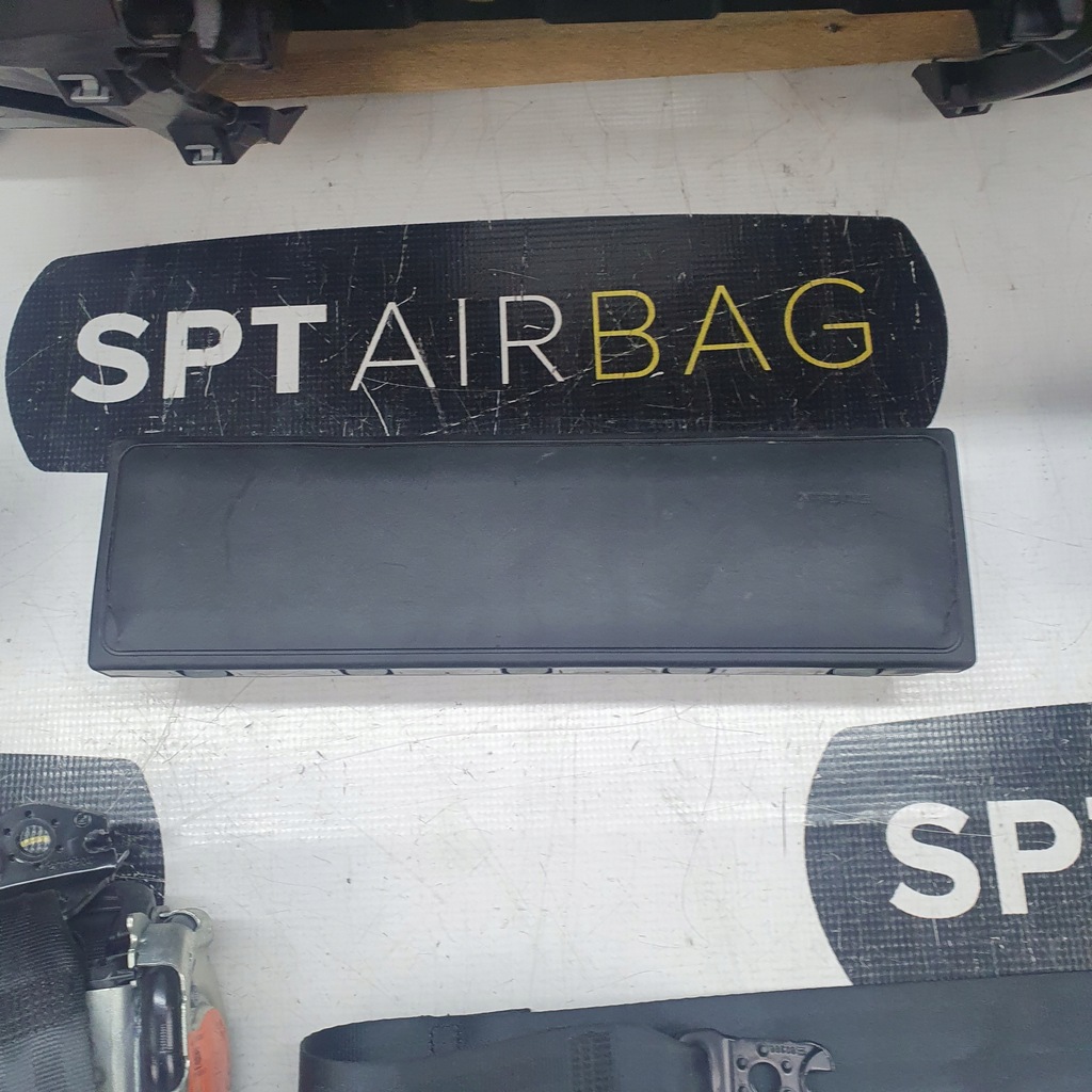 фото №6, Karoq sportline przed liftem панель приладів консоль подушки безпеки ремені подушка безпеки